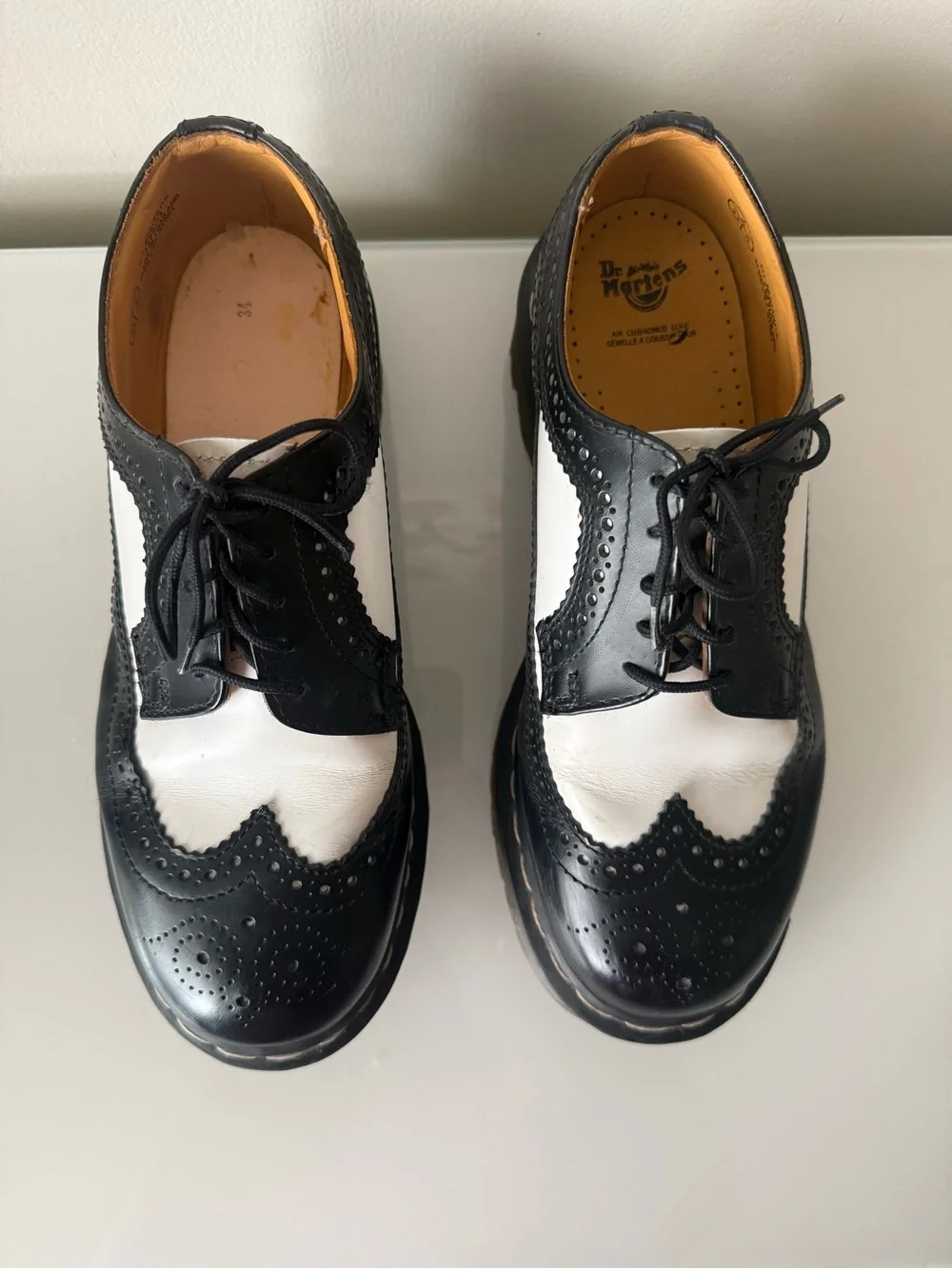 Dr. Martens vintage 3989 Black & White Brogue Leather Platform Oxford Shoes - Picture 9 of 9